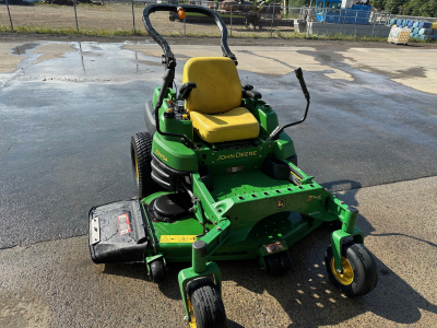 John Deere 2