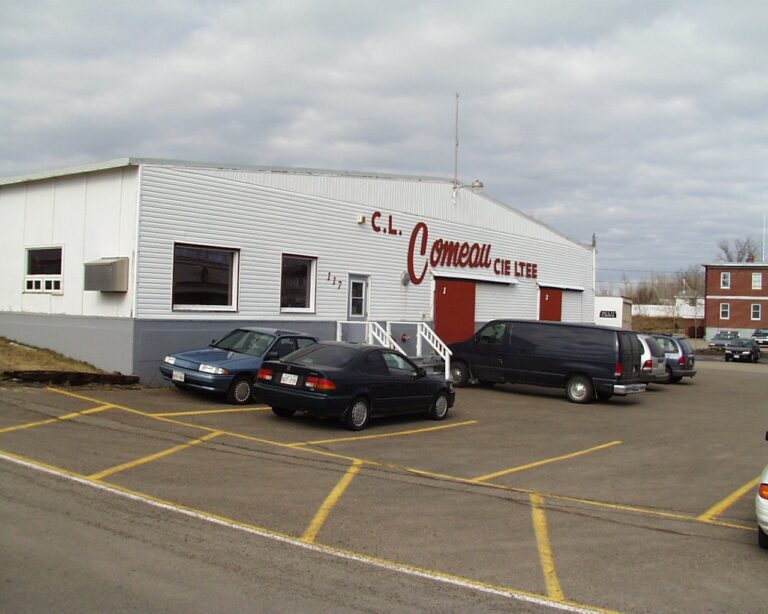 CL Comeau avant