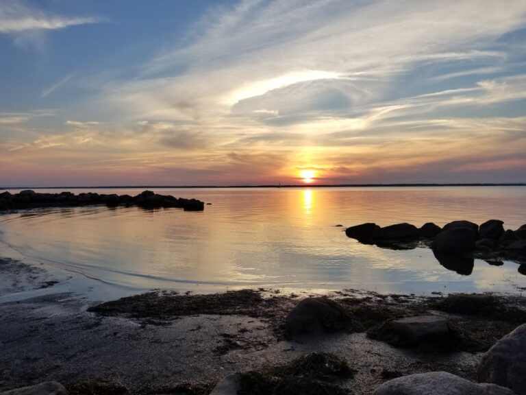 coucher-de-soleil-sur-la-baie-de-caraquet