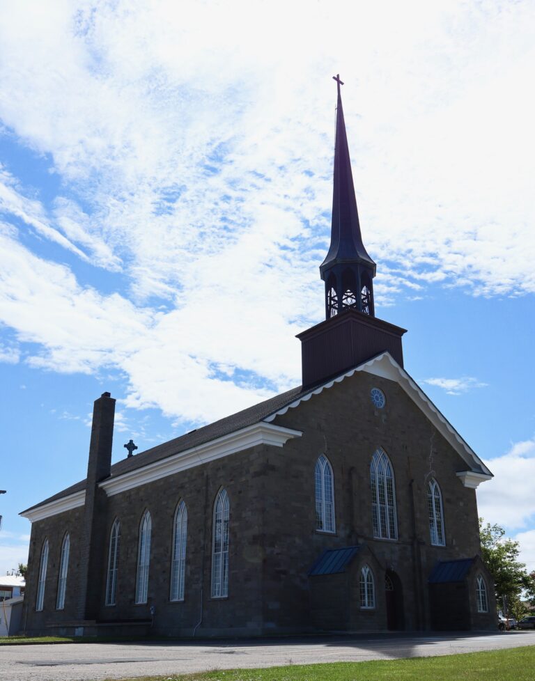 eglise-de-caraquet-vue-ouest