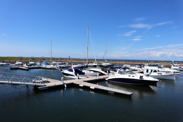 Halte nautique - Bateaux de plaisances à l'été à Caraquet