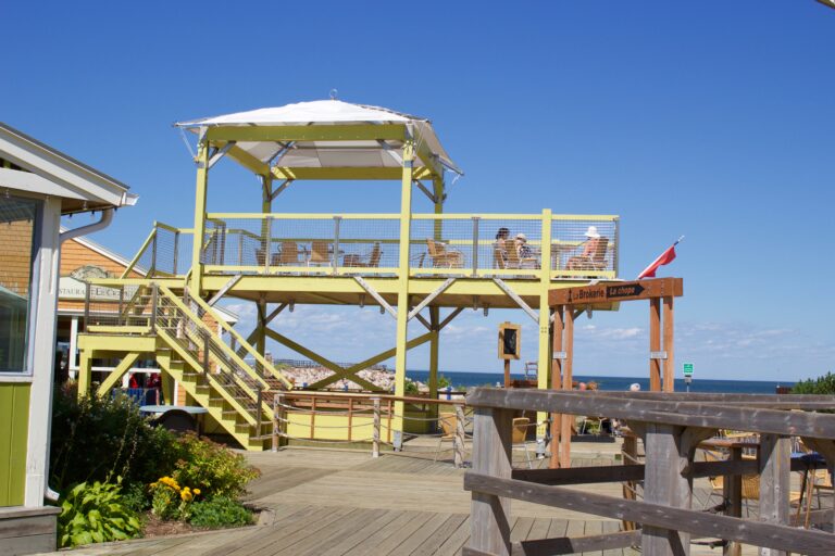 terrasse-la-brokerie-carrefour-de-la-mer