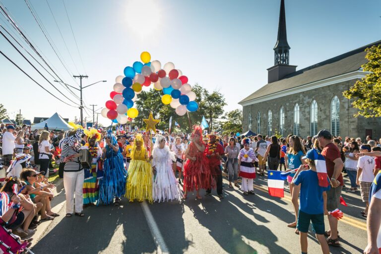 tintammarre-de-caraquet-festival-acadien-credit-photo-mathieu-dupuis