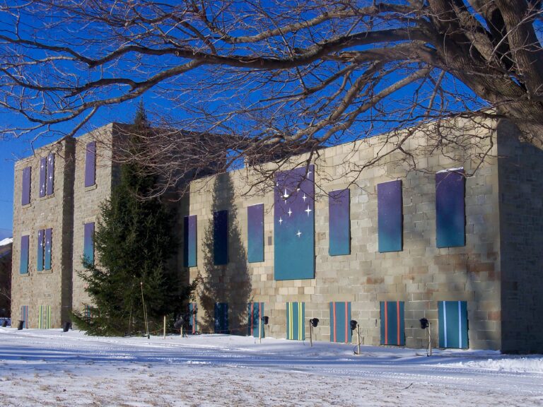 vieux-couvent-de-caraquet-sous-le-neige